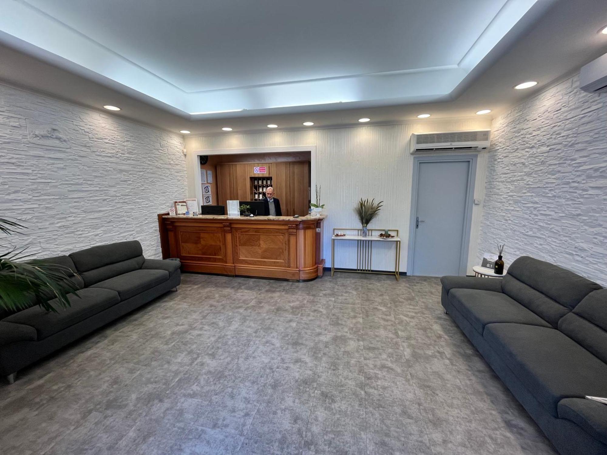 Eh Suites Rome Airport Euro House Hotels Фиумичино Екстериор снимка