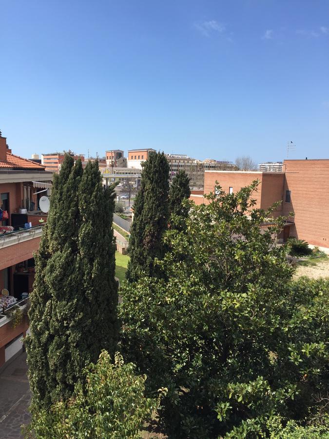 Eh Suites Rome Airport Euro House Hotels Фиумичино Екстериор снимка
